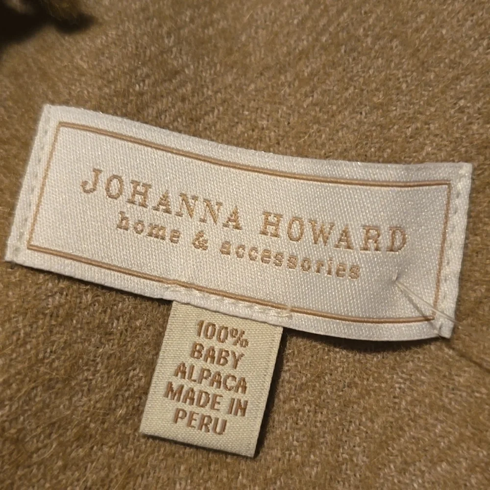 JOHANNA HOWARD Dip-Dye Throw, Camel, 100% Baby Alpaca, Retail Price $450.00US